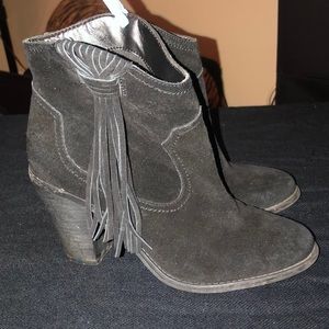 Jessica Simpson ankle boots